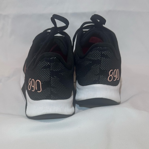 EUC New Balance Fuel Cell 890 Sneaker Size 6.5 - Picture 5 of 6